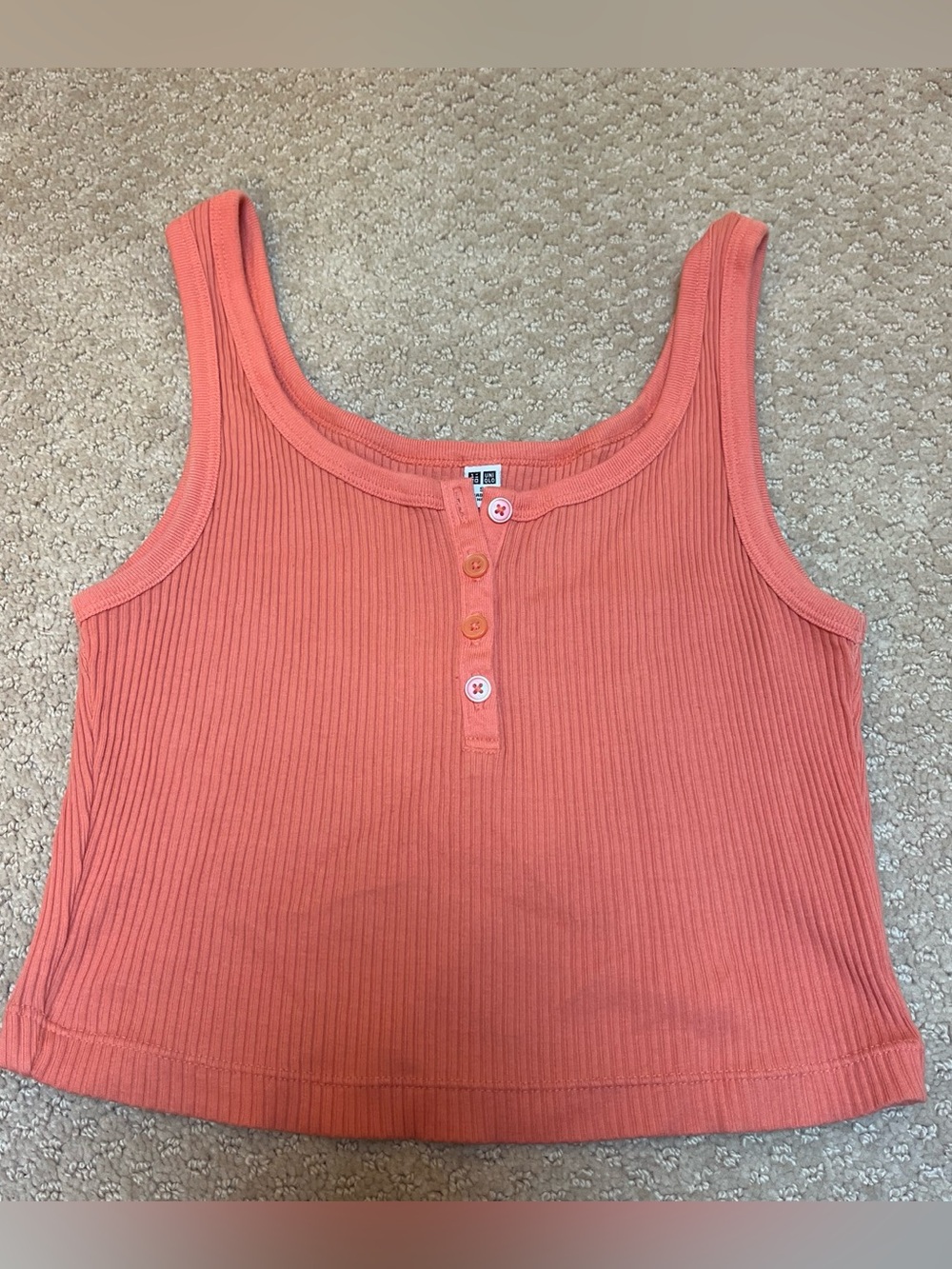 Uniqlo coral cropped tank